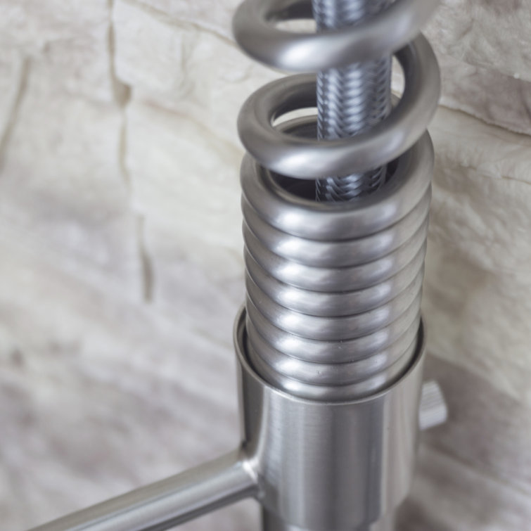 Brushed Nickel Single Handle Pull-Out Kitchen Faucet