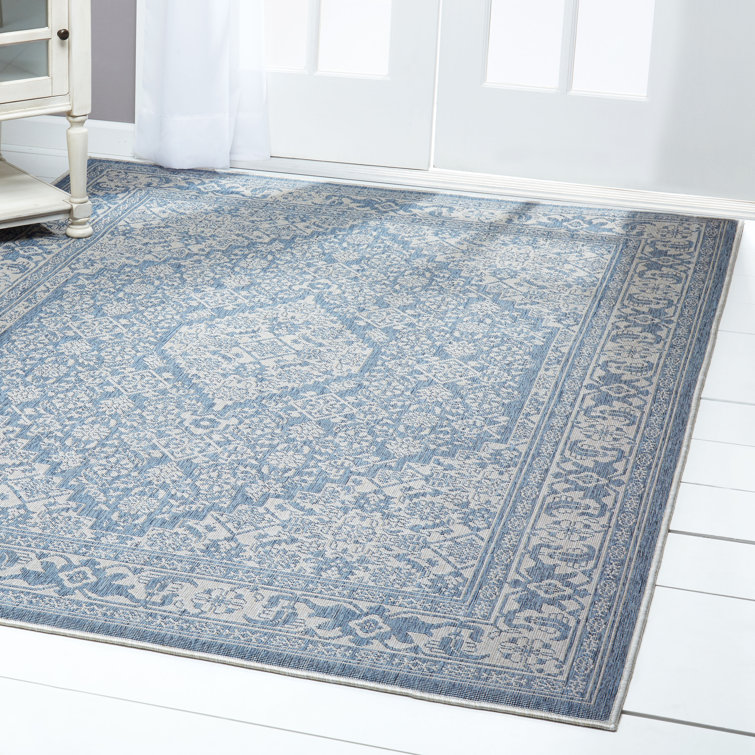 Blue/Gray Medallion 8' x 10' Easy-Care Synthetic Area Rug