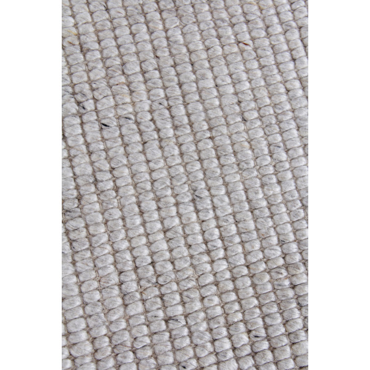 Serene Pebble Light Silver 6' x 9' Hand-Woven Wool Blend Area Rug