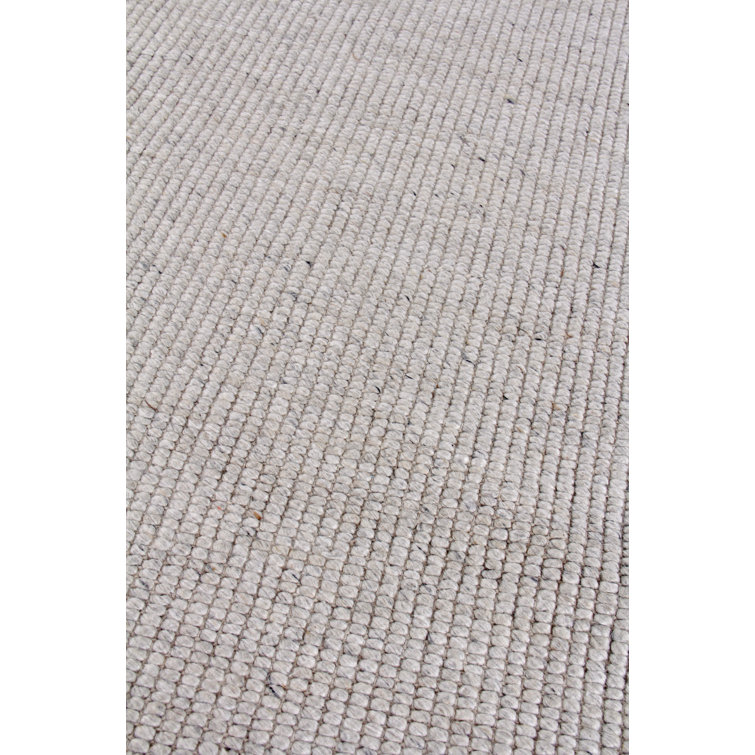 Serene Pebble Light Silver 6' x 9' Hand-Woven Wool Blend Area Rug