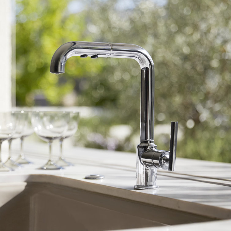 Polished Chrome Pull-Out Kitchen Faucet with Spray