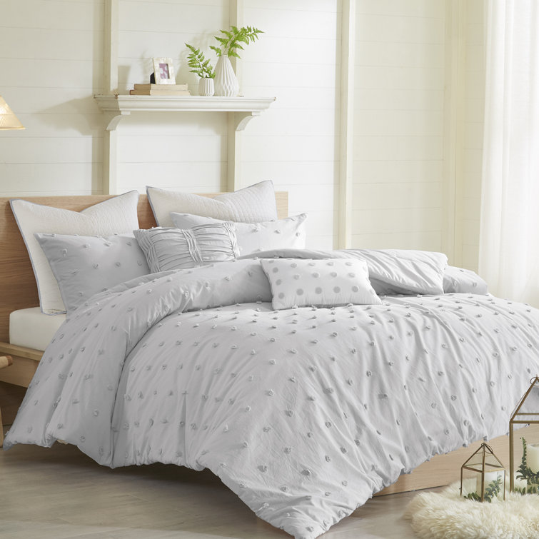 Ivory Cotton Jacquard King Comforter Set with Pom Pom Pillows