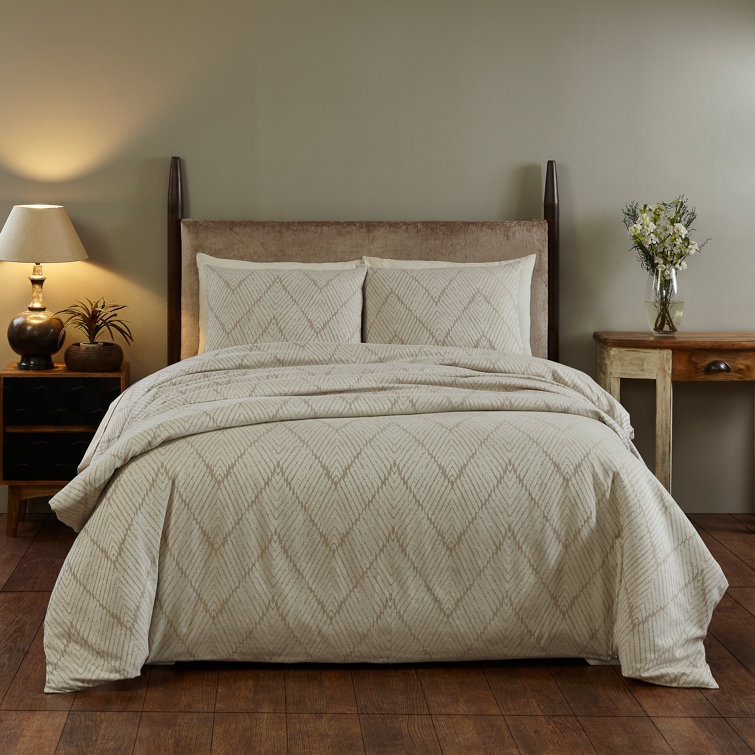 King Ivory and Cream Chevron Percale Duvet Cover Set