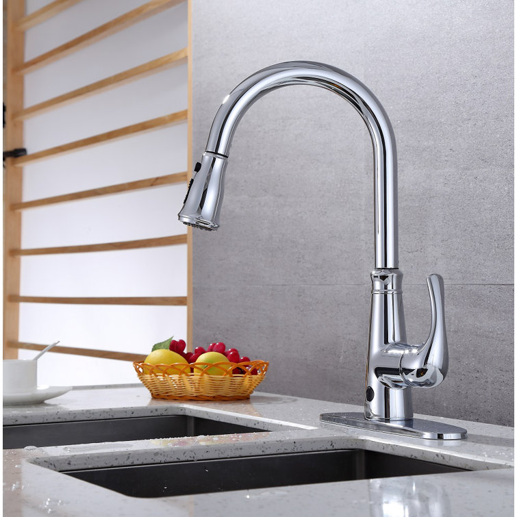 Chrome Single-Handle Pull-Down Touchless Kitchen Faucet