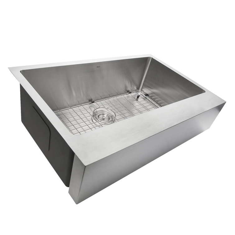 Pro Series 32.5'' Brushed Stainless Steel Farmhouse Sink