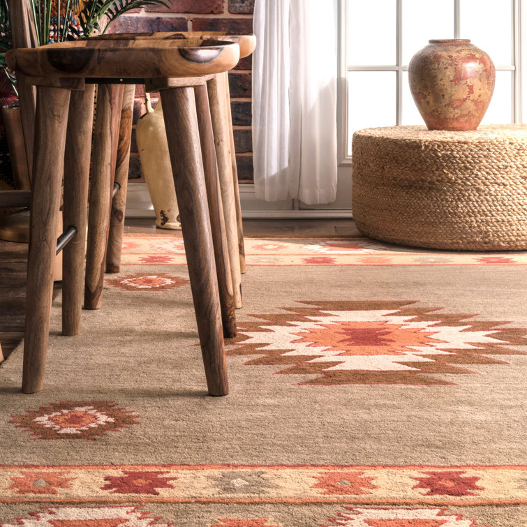 Handmade Geometric Wool Tufted Rug in Gray and Orange, 4' x 6'