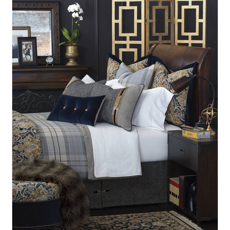 Arthur Gold and Navy Velvet Round Tufted Ottoman