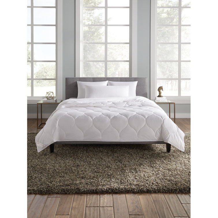 King White Cotton Sateen Down Alternative Comforter