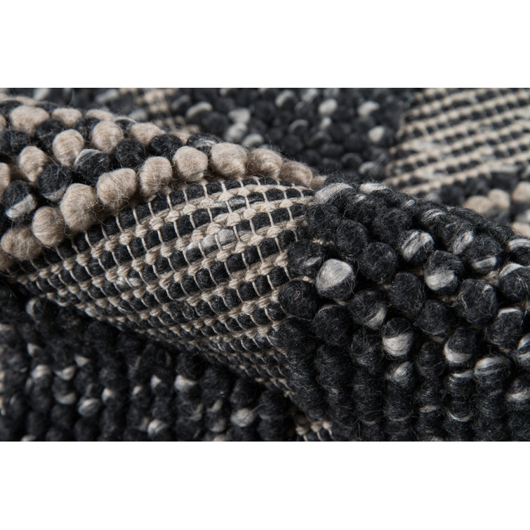 Charcoal Geometric Hand-Tufted Wool and Viscose Rug 2' x 3'