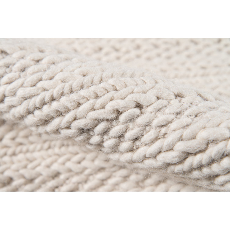 Ivory Tufted Wool and Viscose Striped 5' x 7' Rug