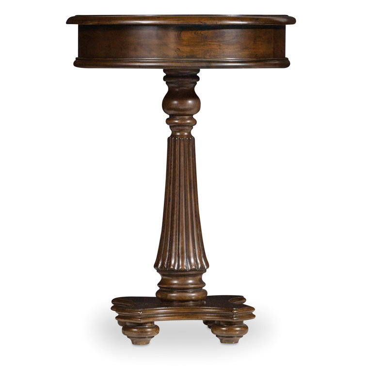Leesburg Round Brown Wood Traditional End Table