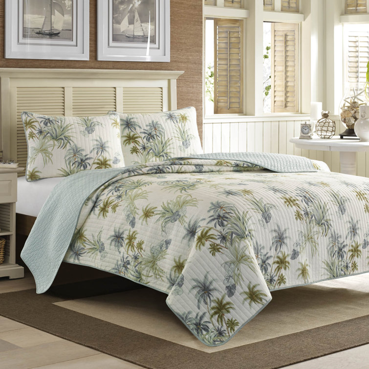 Ivory and Aqua Cotton Twin Reversible Quilt Set