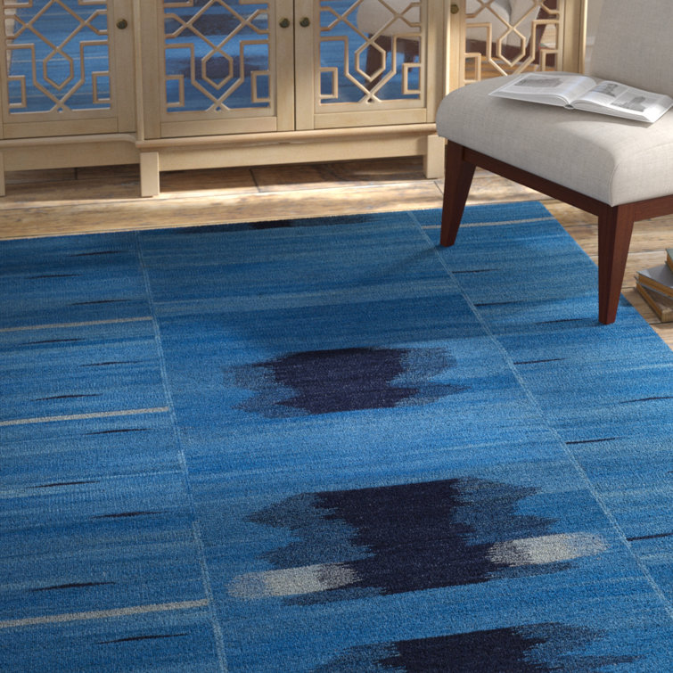 Kinloch 4' x 6' Blue Wool Handmade Flat Weave Rug