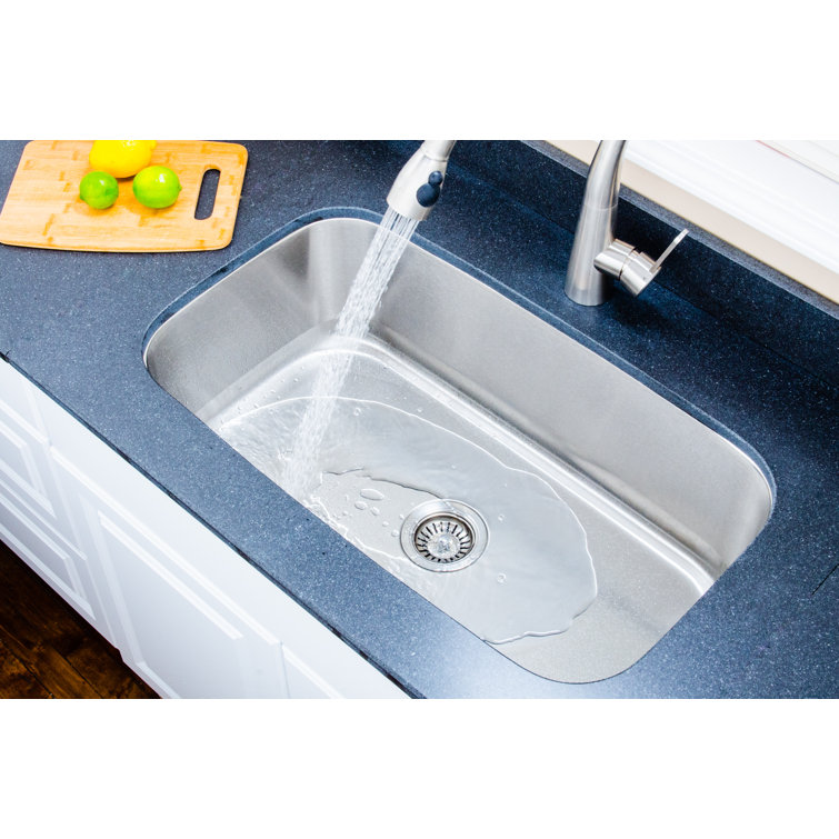 31.5'' Stainless Steel Single Bowl Undermount Kitchen Sink