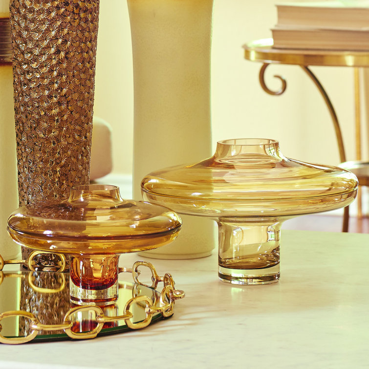 Elegant Round Linked Mirrored Large Tray with Polished Brass Finish