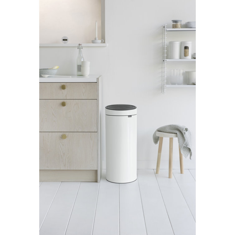 White Stainless Steel 30L Fingerprint Resistant Round Bin