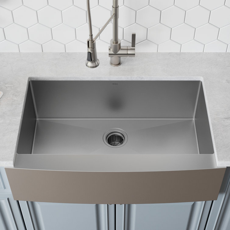 33-Inch Stainless Steel Farmhouse Single Bowl Kitchen Sink with Garbage Disposal