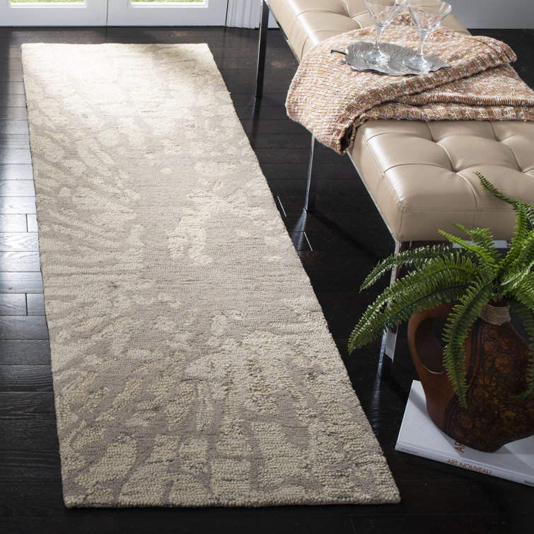 Hand-Tufted Elegance Wool Runner Rug in Winter Taupe - 2'3" x 8'