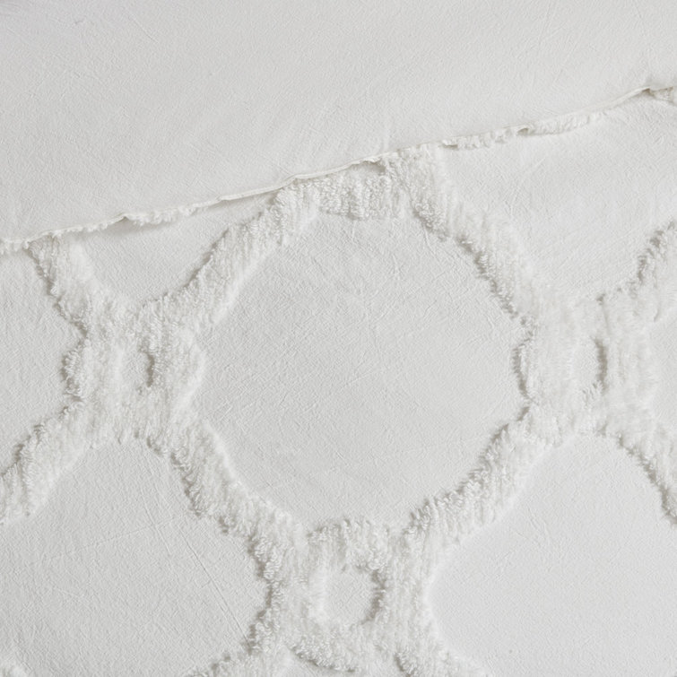 Full White Cotton Tufted Geometric Comforter Set