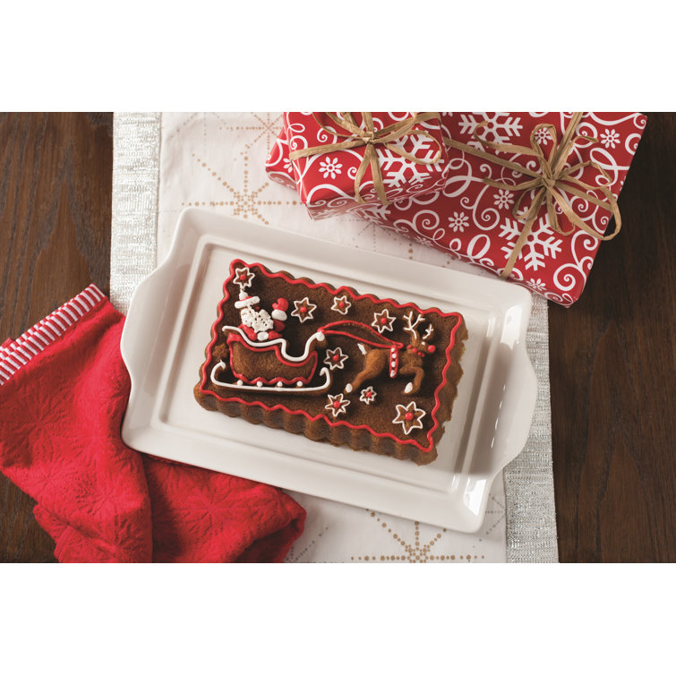 Santa's Sleigh Silver Aluminum Non-Stick Loaf Pan