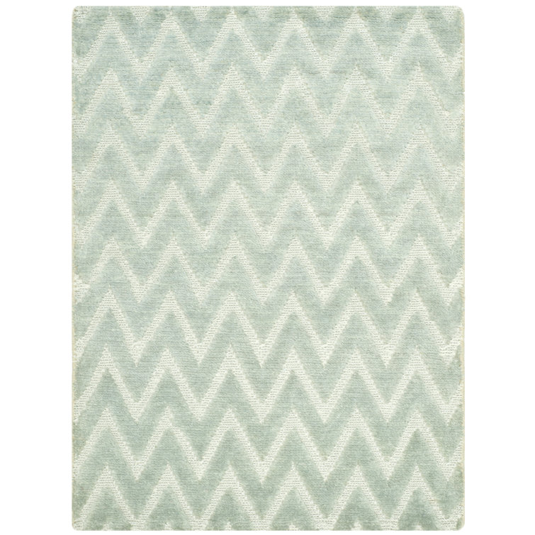 Santa Fe 6' x 9' Gray Wool Hand-Knotted Area Rug