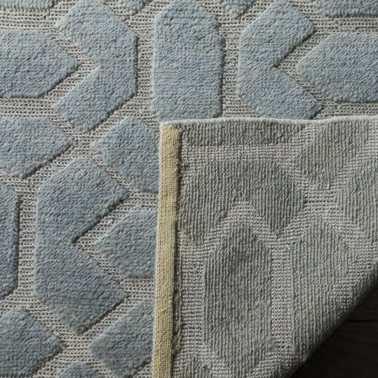 Santa Fe Light Grey 6' x 9' Hand-Knotted Wool Geometric Rug