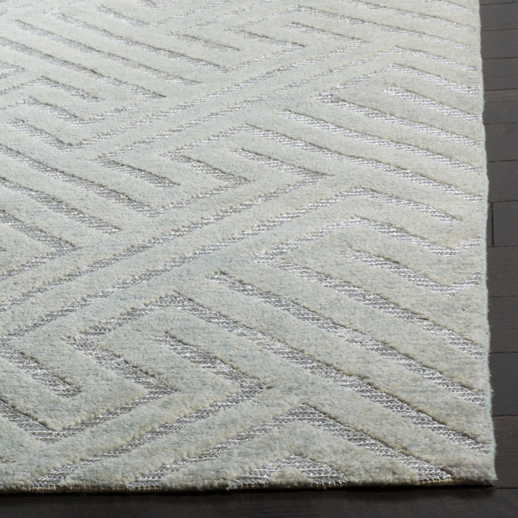 Santa Fe Hand-Knotted Light Grey Wool Area Rug 8' x 10'