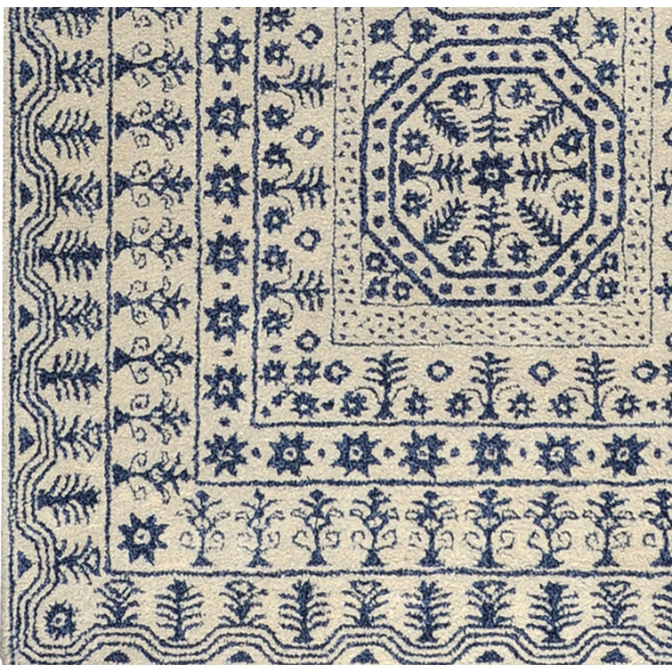Blue and White Hand-Tufted Wool Rectangular Rug 8' x 11'