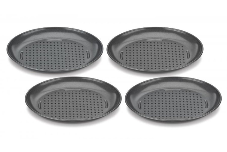 Cuisinart 4-Piece Nonstick Carbon Steel Mini Pizza Pan Set