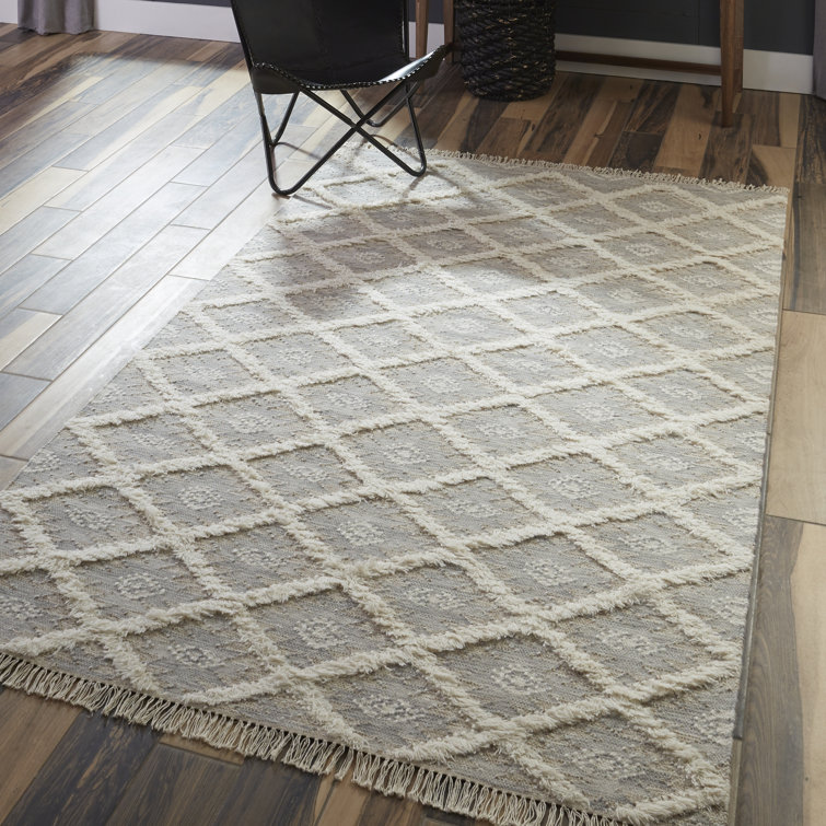 Gray Hand-Knotted Wool Geometric 5' x 7' Area Rug
