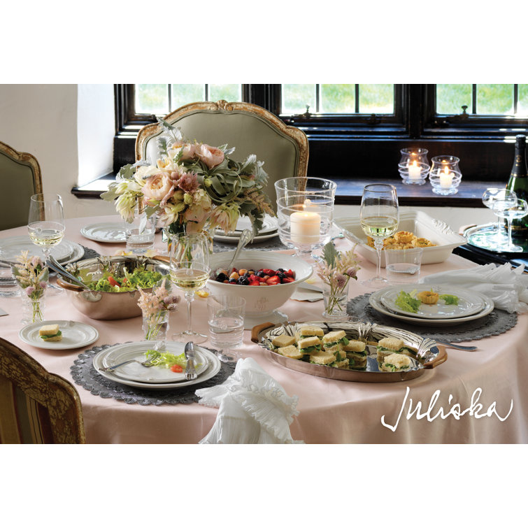 Isadora Silver Round Linen Placemat