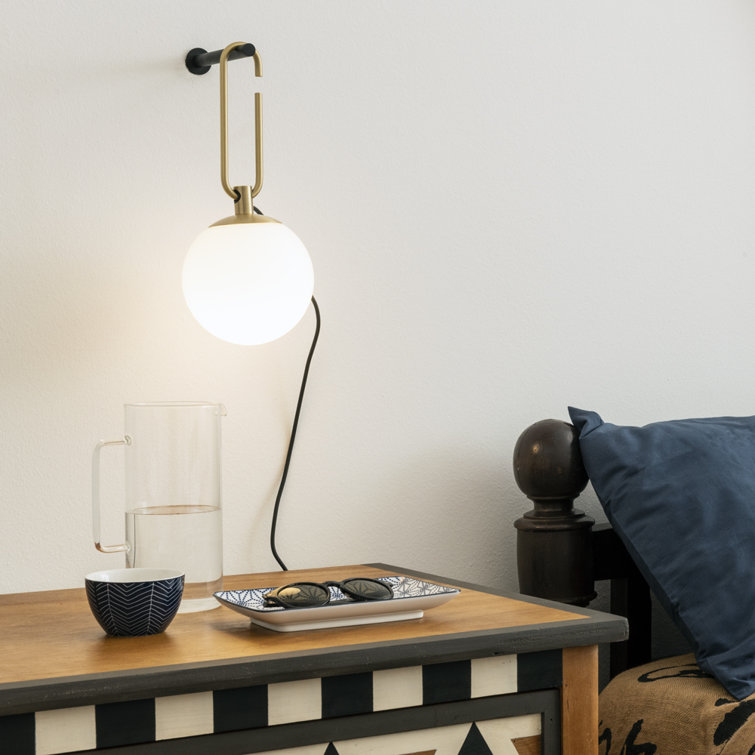 NH 5W LED-T Switch-Controlled Wall Sconce