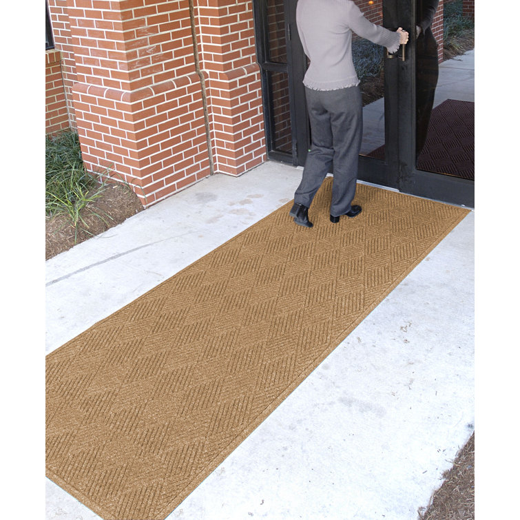 Eco-Friendly Charcoal Polypropylene Outdoor Runner Mat 59"x35"
