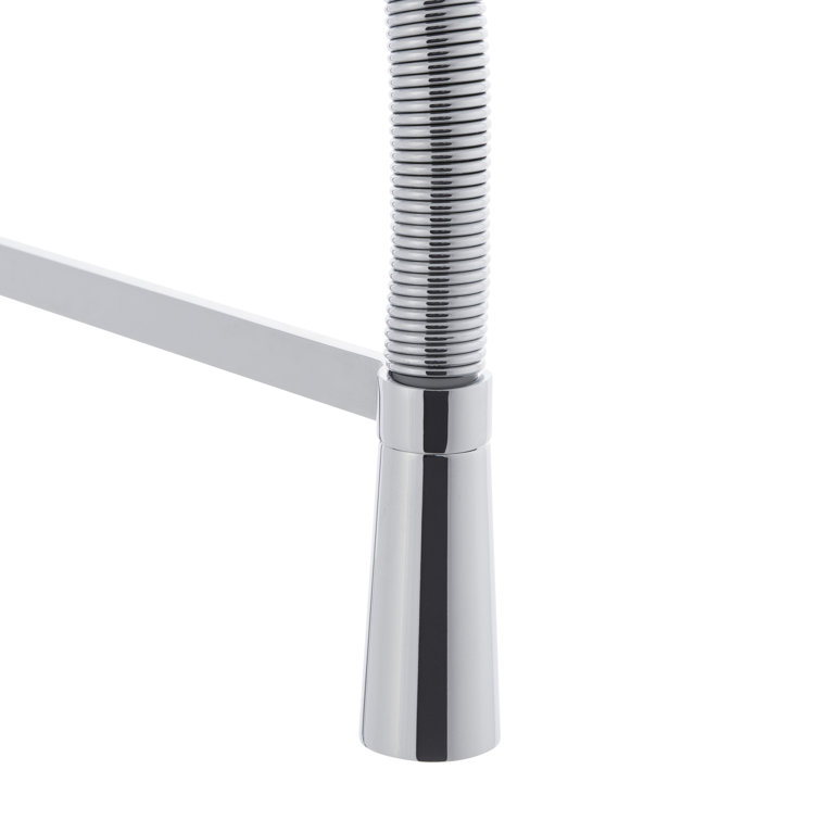 Chrome Pull-out Spray Kitchen Faucet with Sleek Design