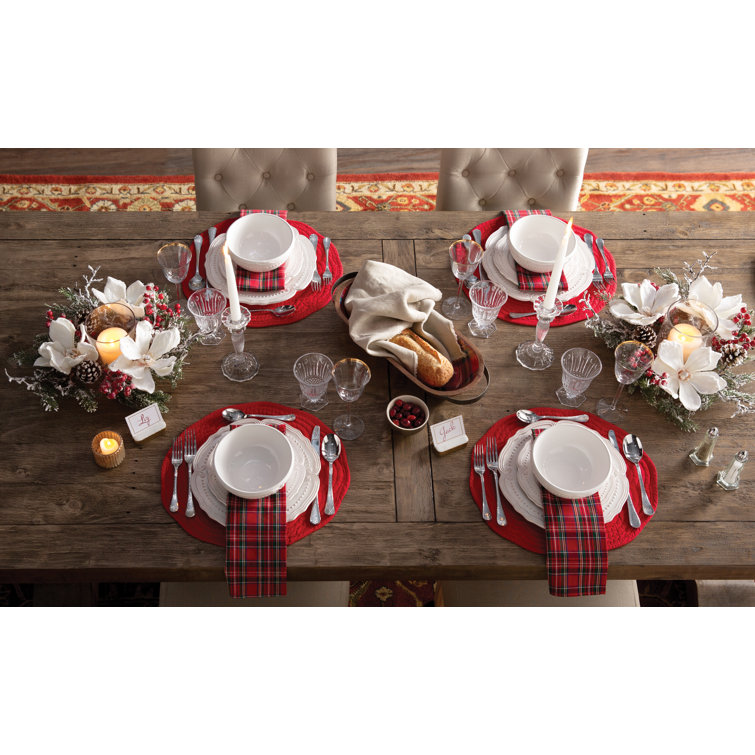 Red Cotton Quilted Scalloped Round Placemat Set