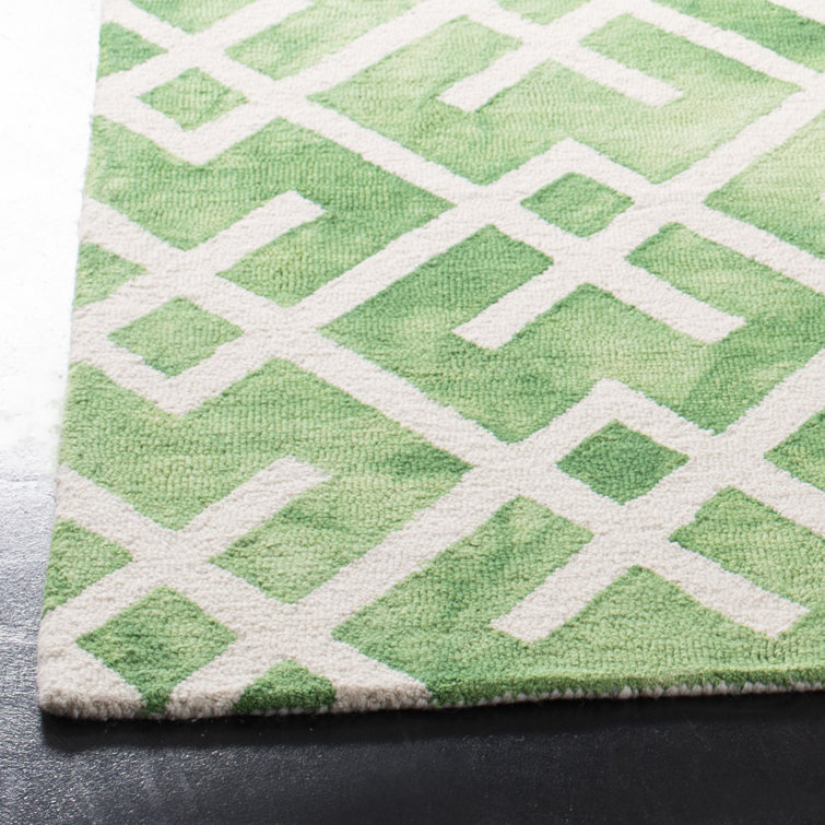 Handmade Green and Ivory Round Wool Tufted Area Rug