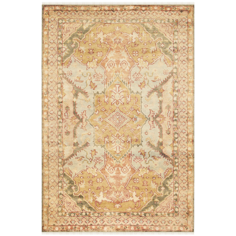 Summer Melon Hand-Knotted Wool Floral 4' x 6' Rug