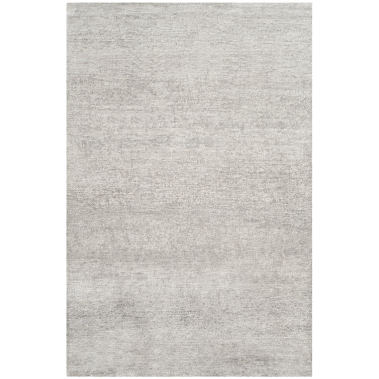 Silver Sky Hand-Knotted Viscose and Cotton Area Rug 4' x 6'