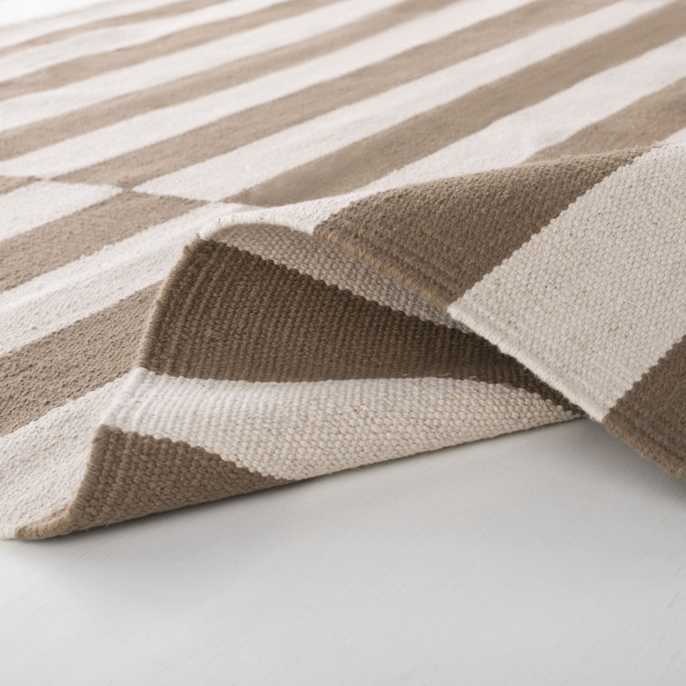 Ludlow Ivory Stripe Handmade Cotton Area Rug 4'x6'