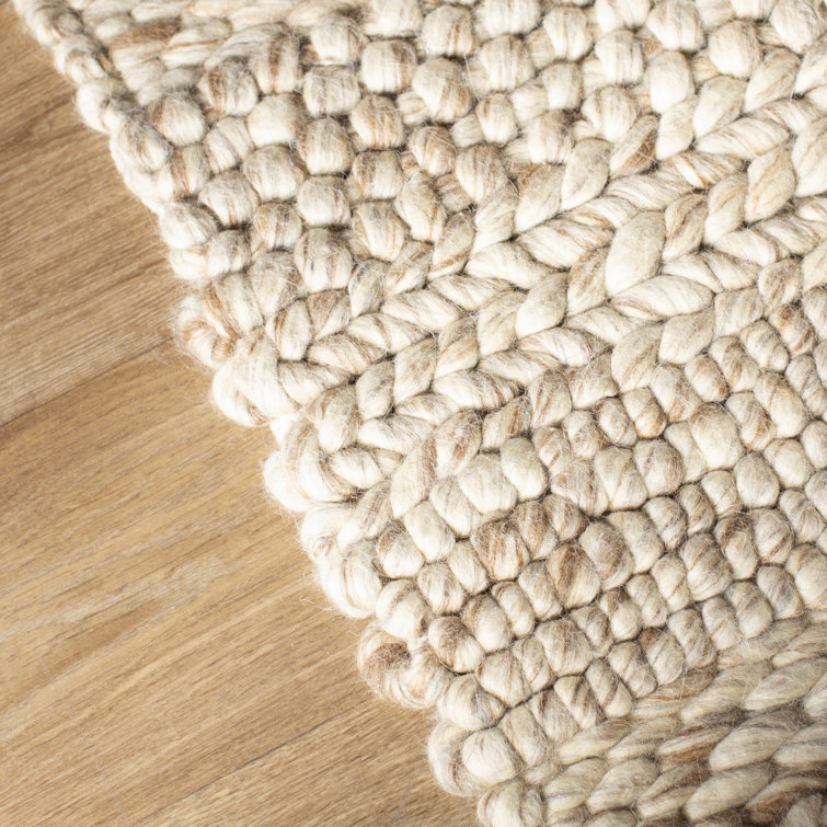 Ivory Braided Elegance 5' x 8' Handmade Wool Area Rug