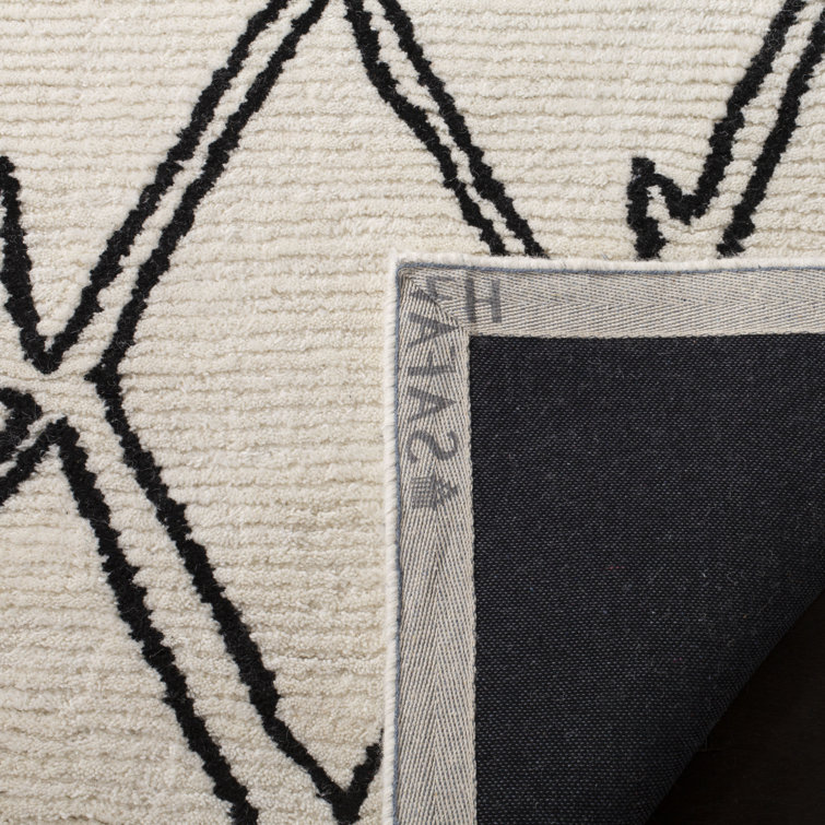 Casablanca Ivory Hand-Tufted Wool Shag Area Rug 8' x 10'
