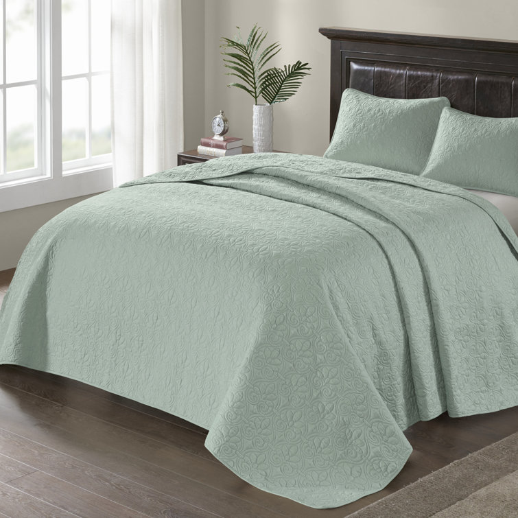 Seafoam King Reversible Microfiber Bedspread Set