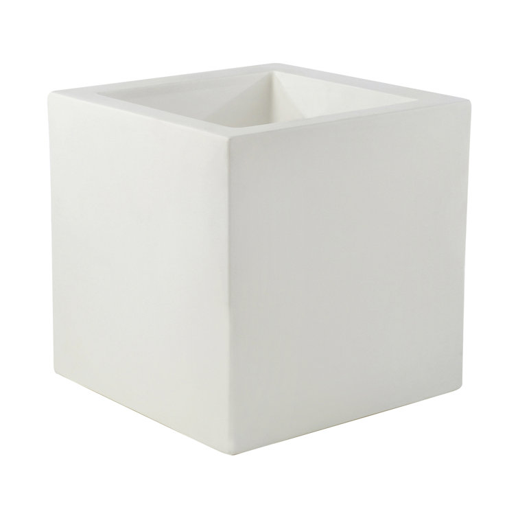Maceteros Matte White Cube Patio Planter, 15.75"