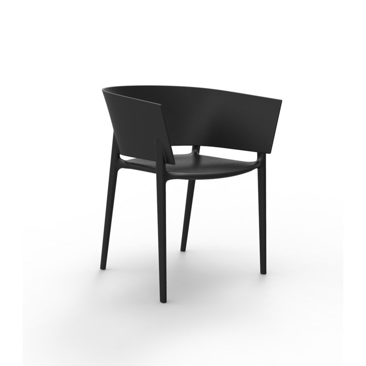 Elegantly Curved Matte Black Polypropylene Dining Chair by Eugeni Quitllet