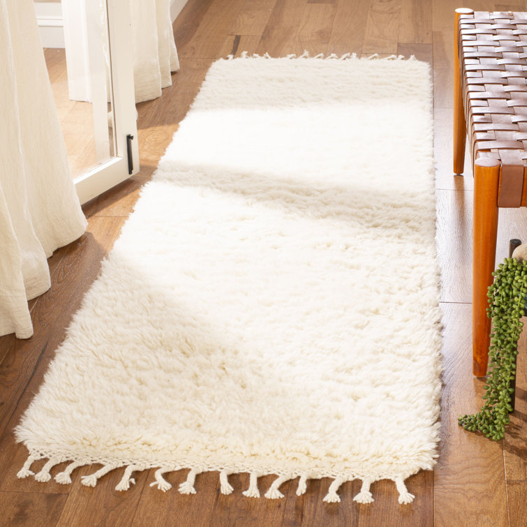 Ivory Handmade Wool Shag Runner Rug with Cotton Backing