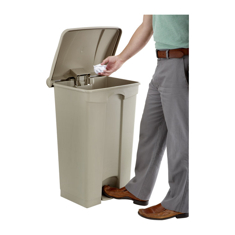 Tan Plastic Step-On Trash Can with Lid, 17 Gallon
