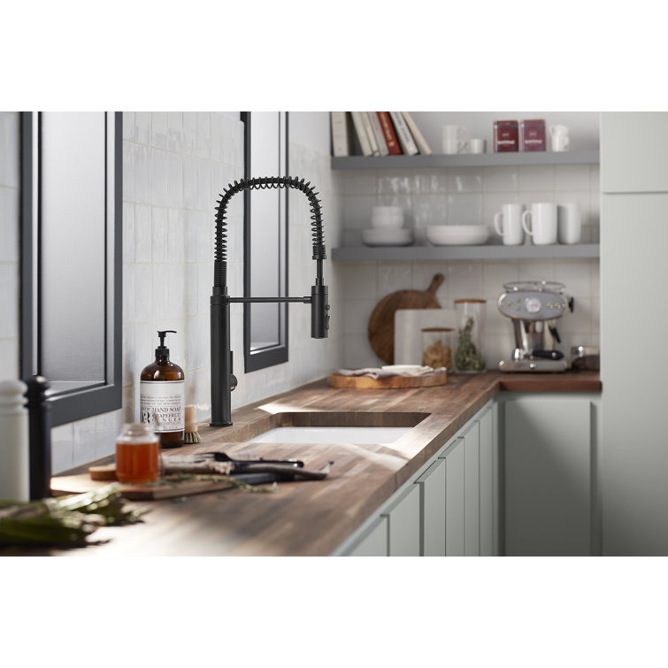 Vibrant French Gold Semi-Professional Kitchen Faucet with Pull-Down Sprayhead