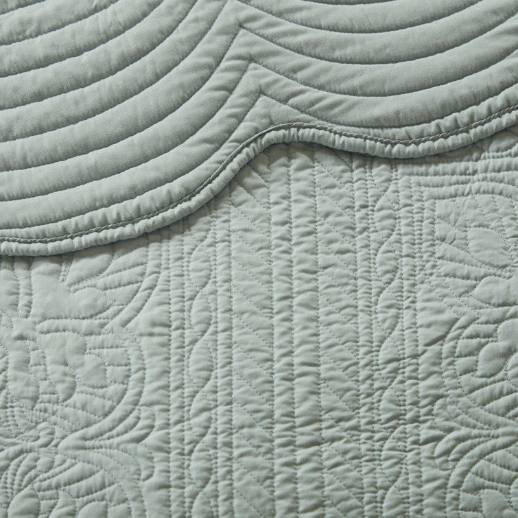 Seafoam Green Microfiber Reversible Full/Queen Quilt Set