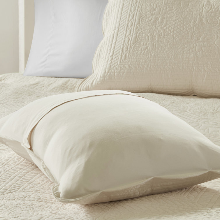Beige King Microfiber Reversible Quilt Set with Scalloped Edges