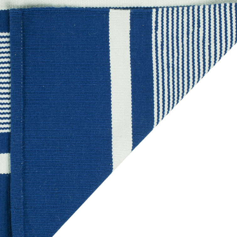 Coastal Breeze Blue Stripe 4' x 6' Synthetic Easy-Care Rug